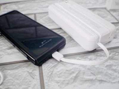 Pin Sạc Dự Phòng Linrui LR008 Dung Lượng 20000mAh Sạc Nhanh, Tích Hợp Cáp Sạc